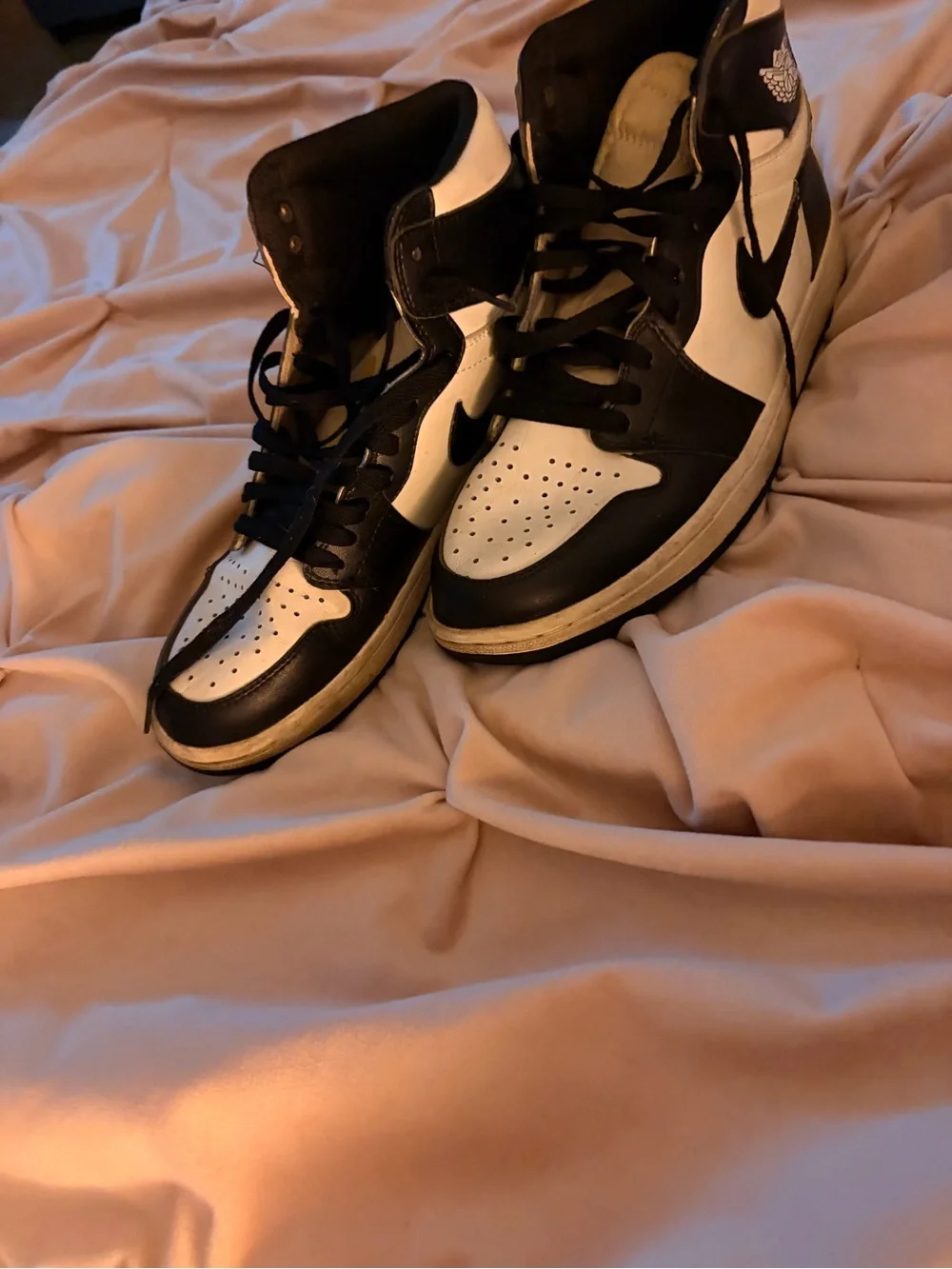 Nike High-Top Sneakers - Black & White